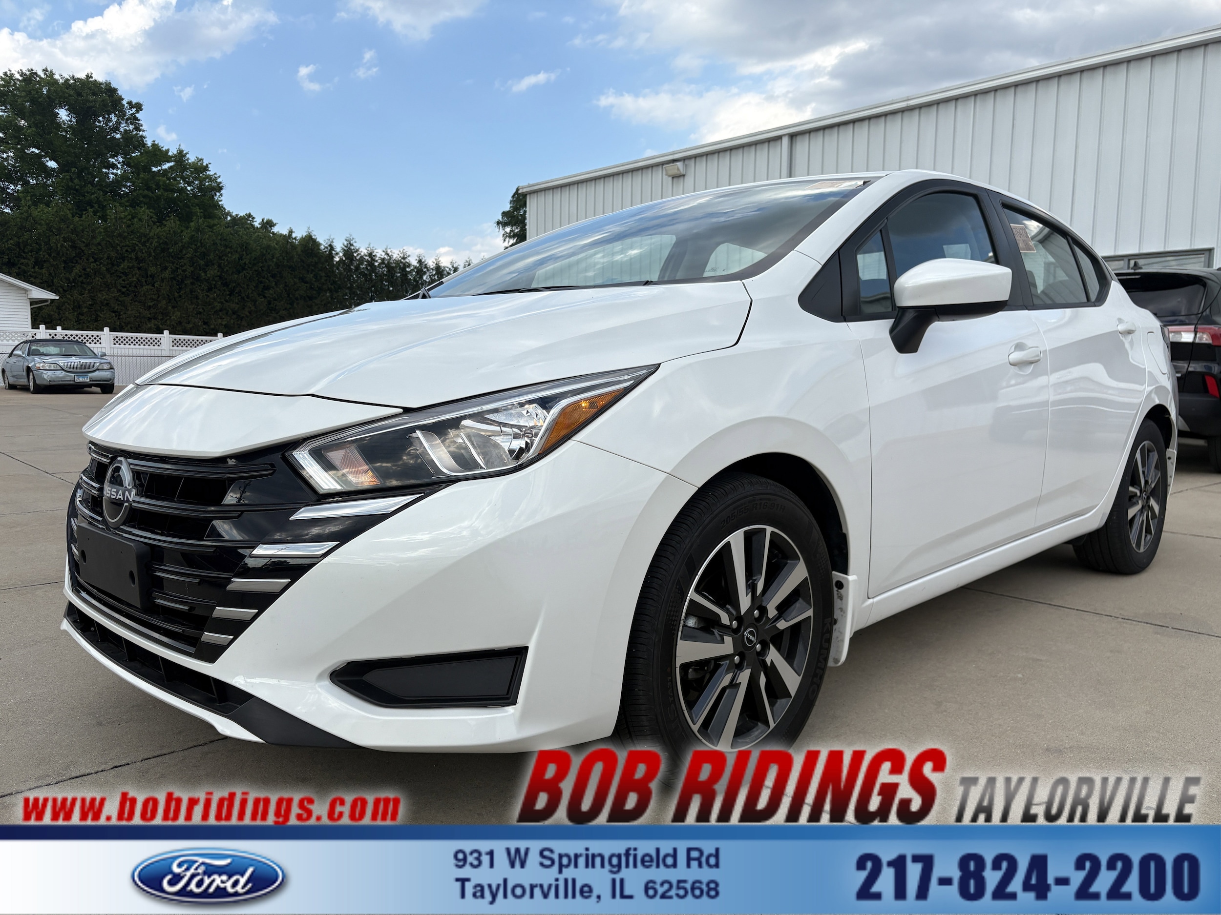 2024 Nissan Versa 1.6 SV CVT's photo