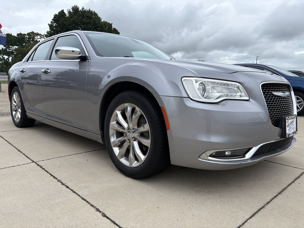 Used 2017 Chrysler 300C 300C Sedan