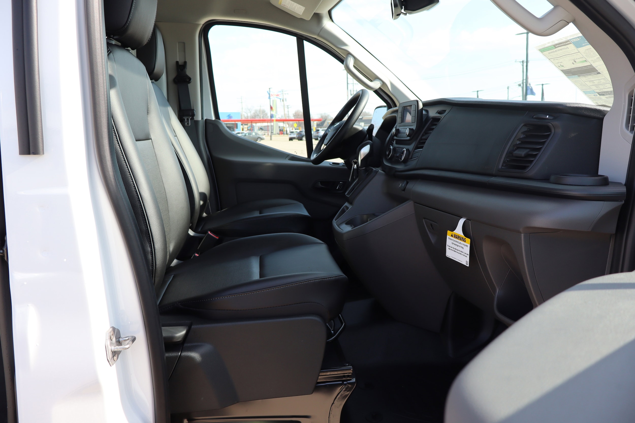2025 Ford Transit Van Base - Photo 11