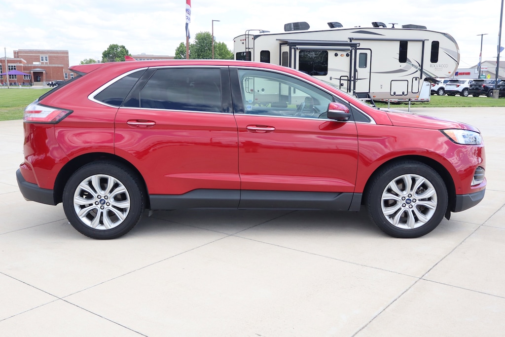 Used 2020 Ford Edge Titanium SUV