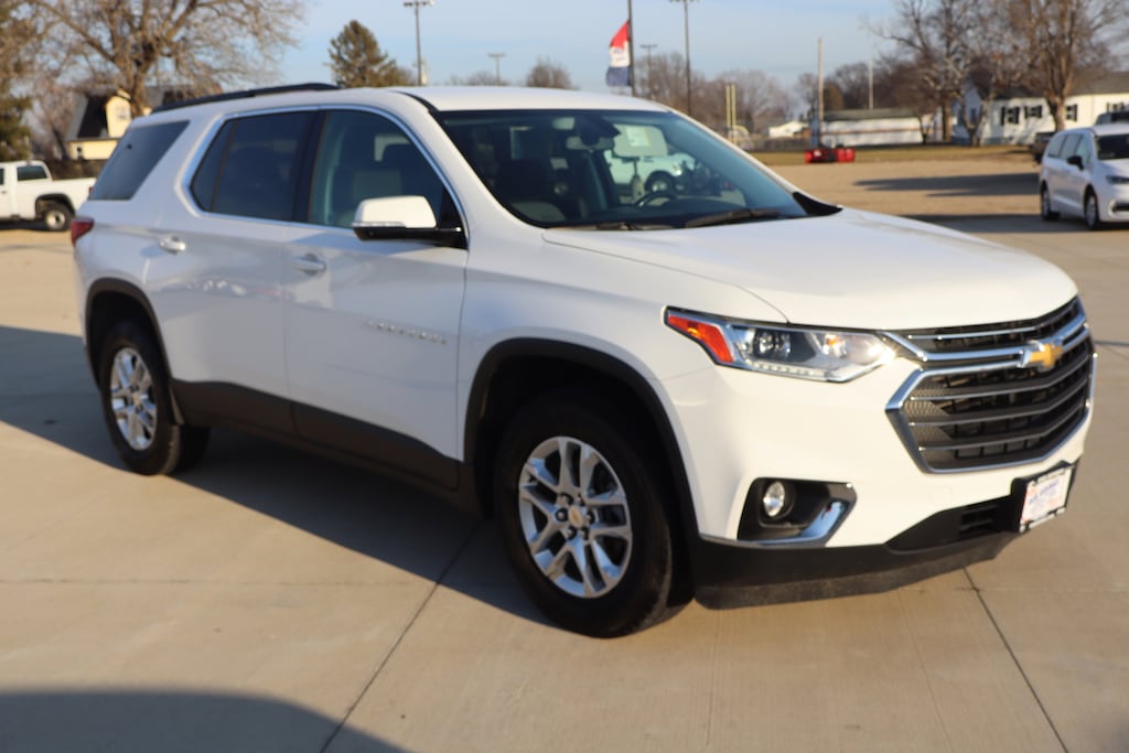 Used 2019 Chevrolet Traverse LT Cloth SUV