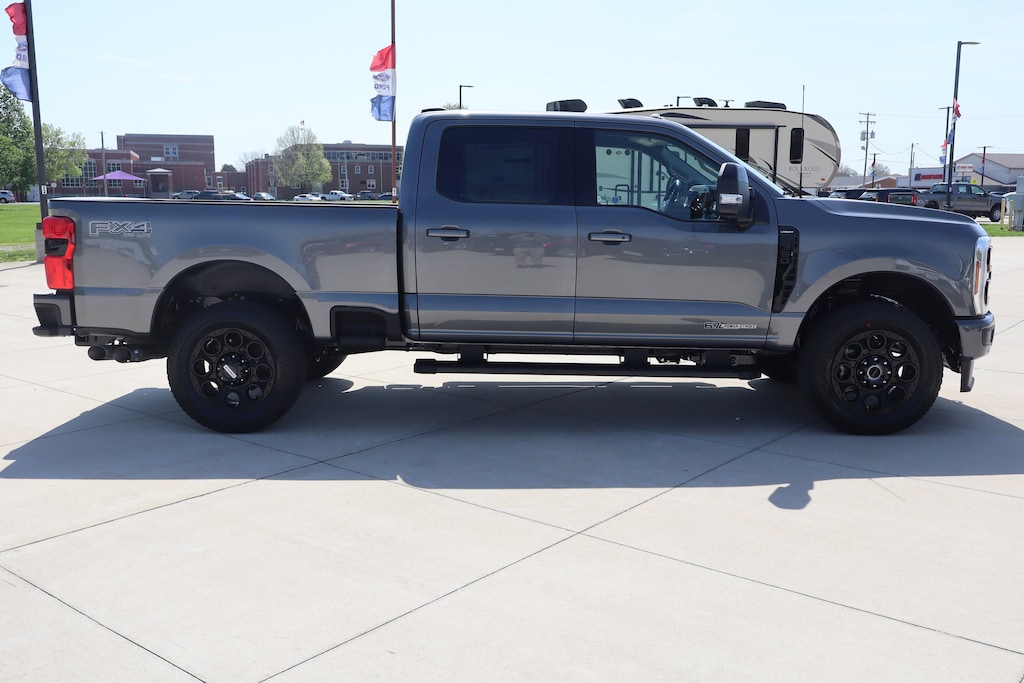 New 2026 Ford F-350 Lariat Truck Crew Cab