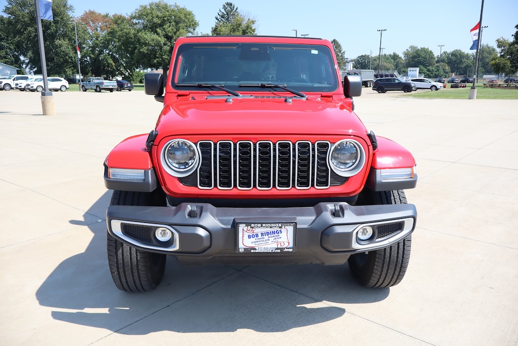 Used 2025 Jeep Wrangler 4xe Sahara SUV