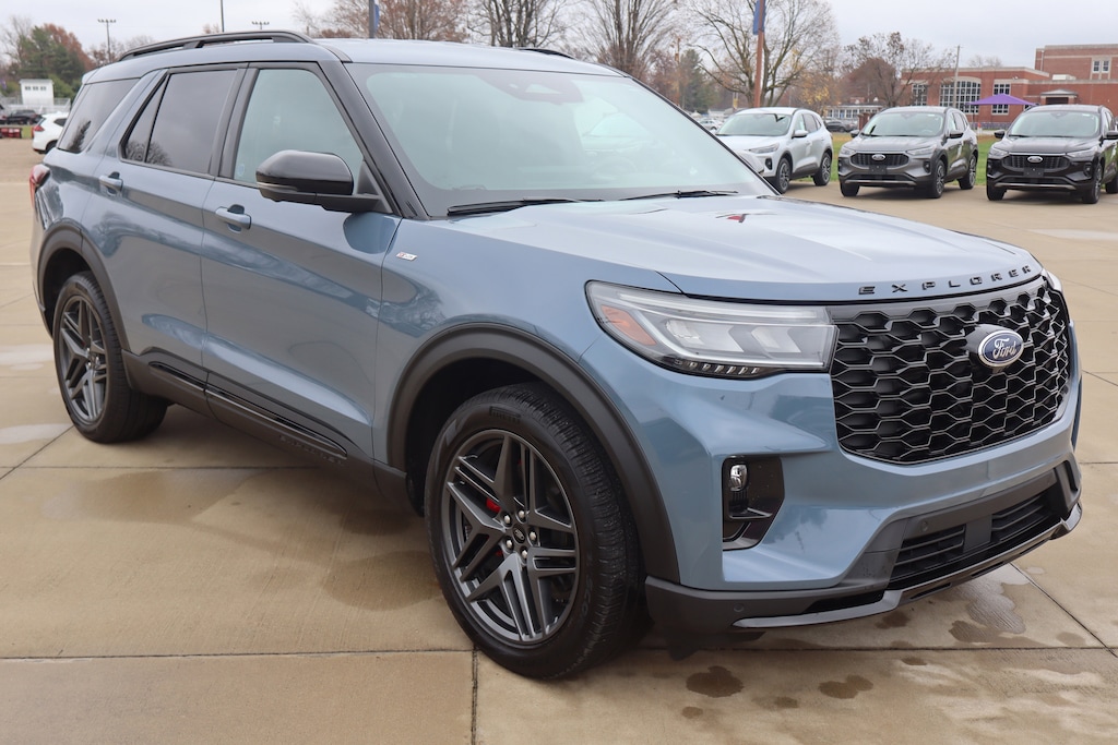 Used 2025 Ford Explorer ST-Line SUV