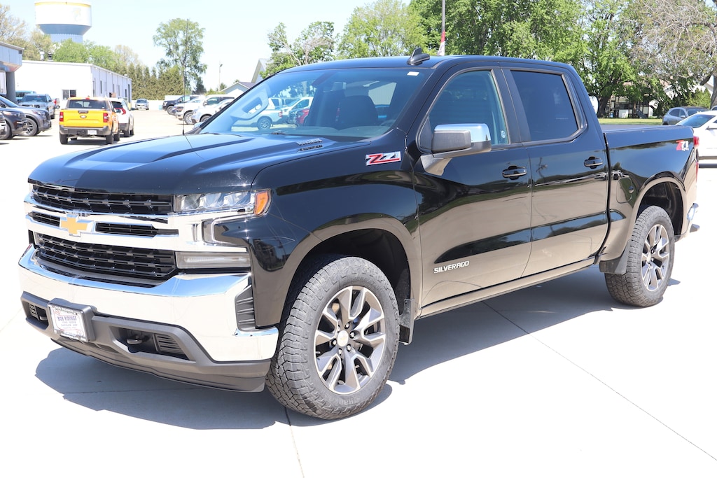 Used 2022 Chevrolet Silverado 1500 LTD LT Truck Crew Cab