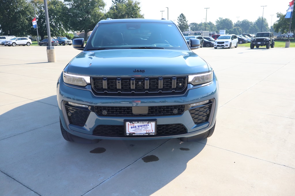 Used 2026 Jeep Grand Cherokee Summit SUV