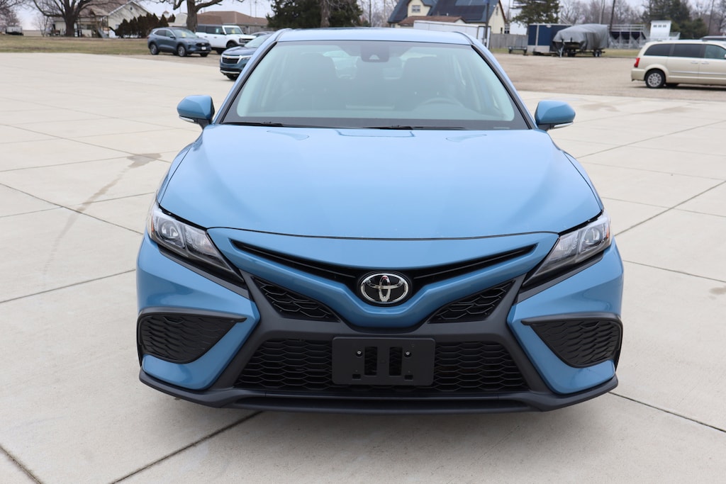 Used 2024 Toyota Camry SE Sedan