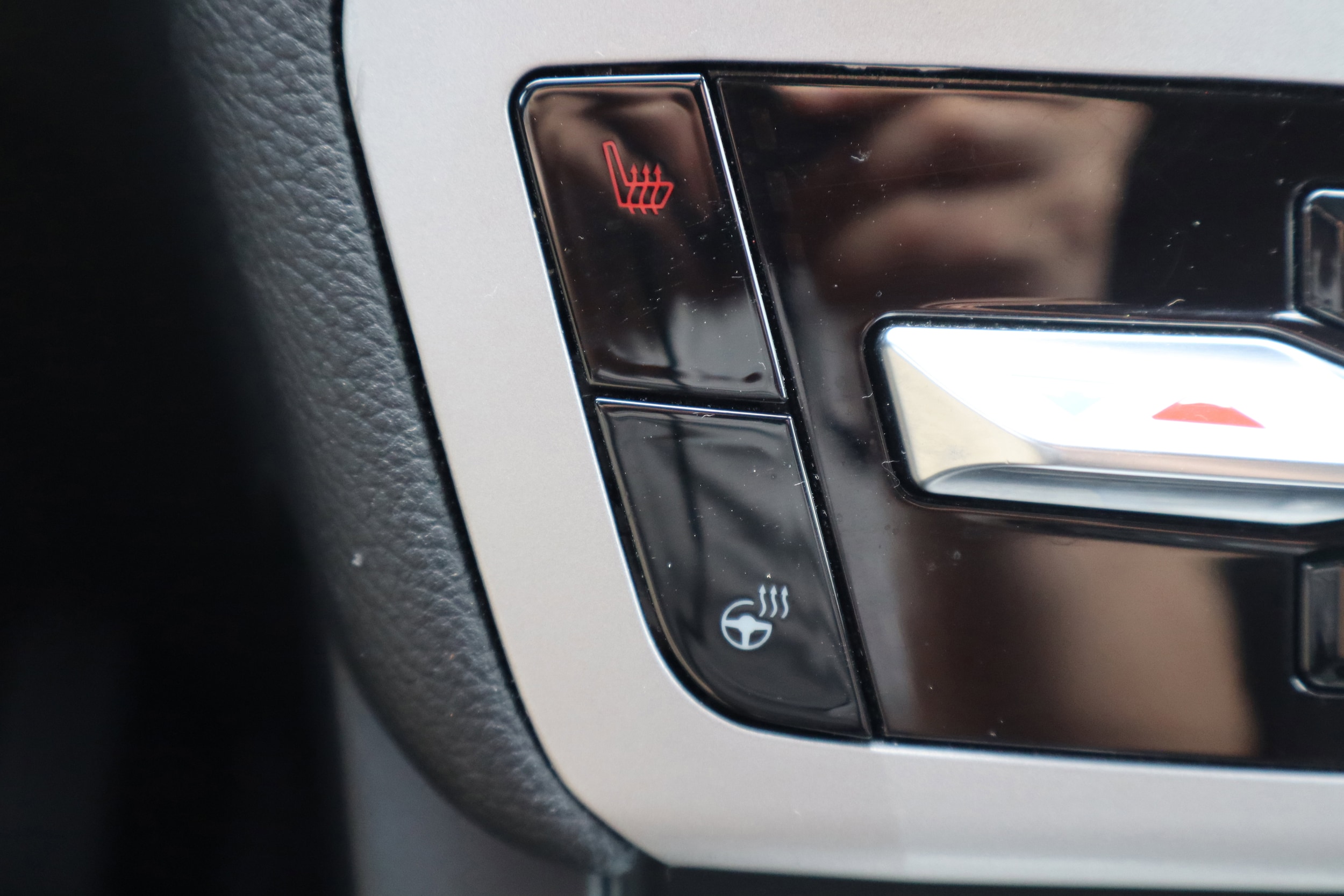 2023 Ford Explorer XLT - Photo 25