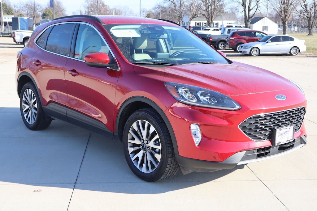 Used 2022 Ford Escape Titanium SUV