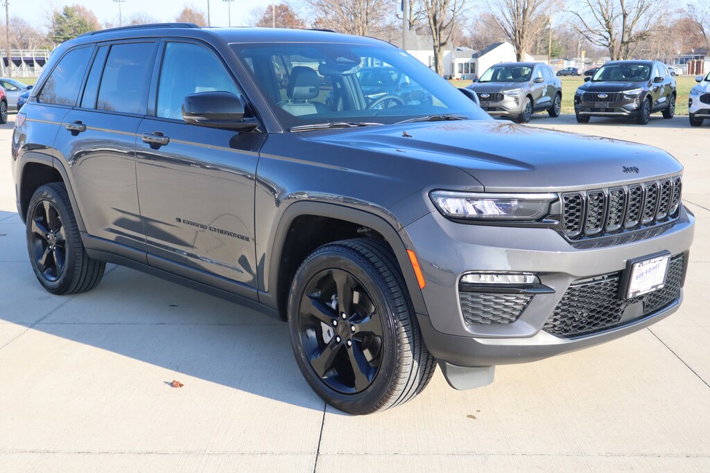 Used 2024 Jeep Grand Cherokee Limited SUV
