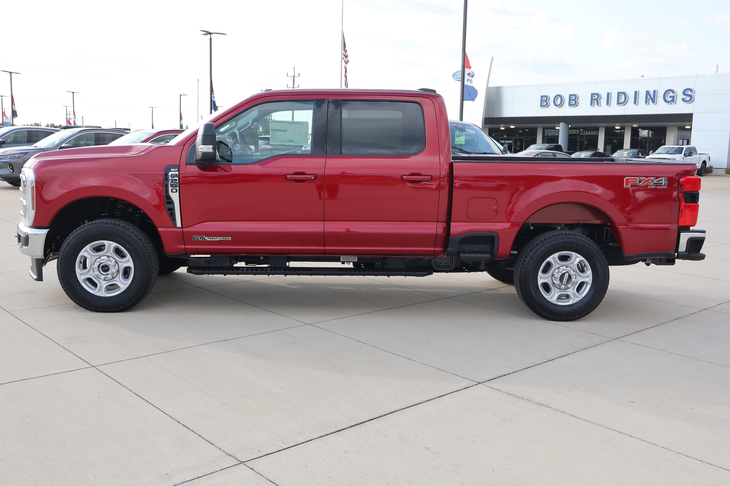 2026 Ford F-250 Super Duty XLT - Photo 8