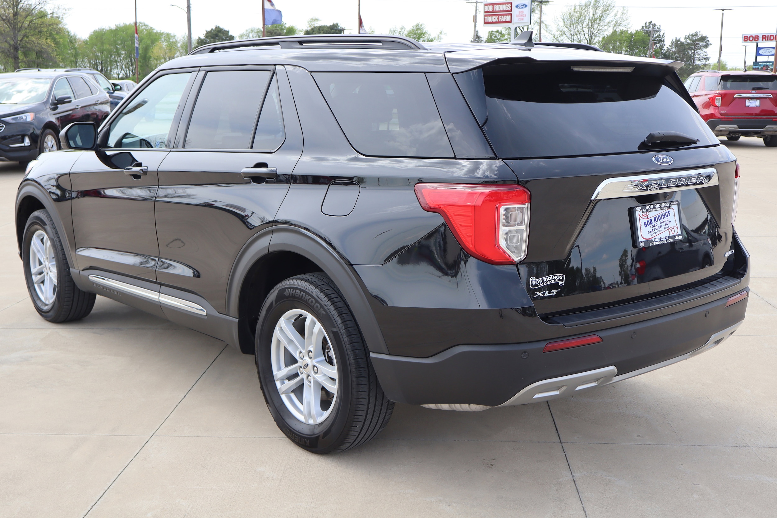 2023 Ford Explorer XLT - Photo 8