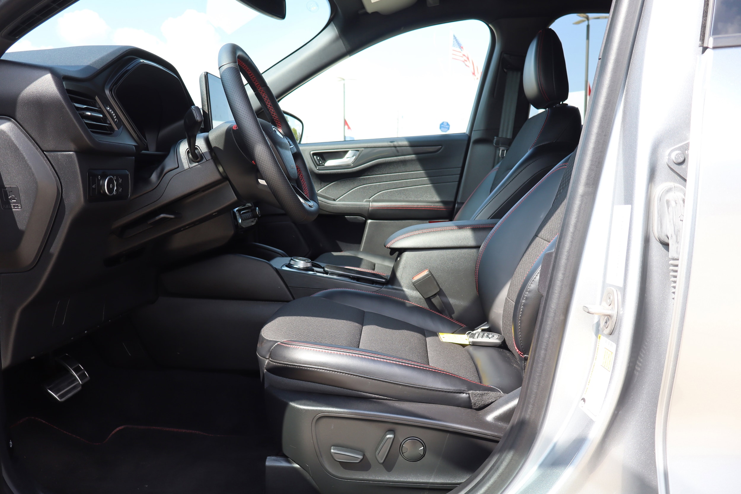 2023 Ford Escape ST-Line Elite - Photo 10