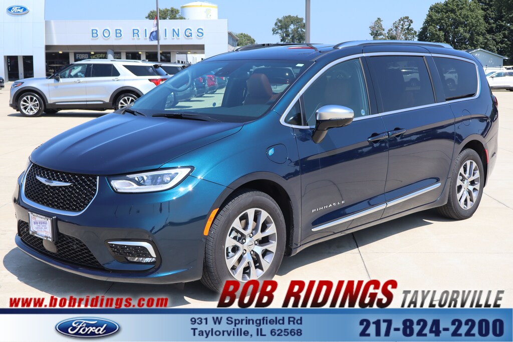 Used 2025 Chrysler Pacifica Plug-In Hybrid Hybrid Pinnacle Van Passenger Van