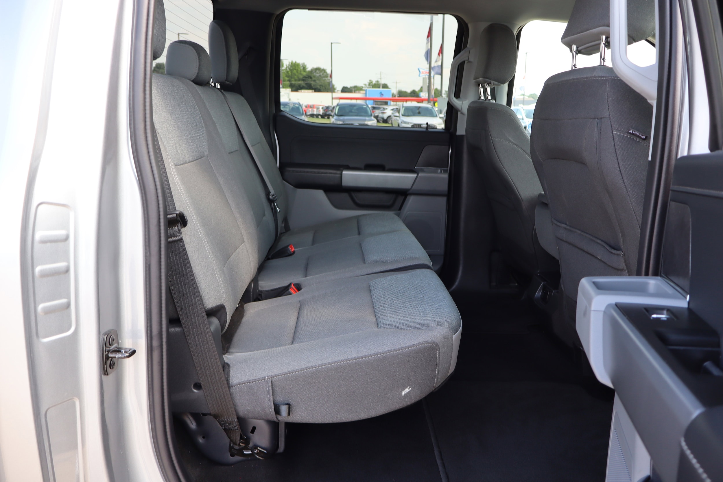 2024 Ford F-150 XLT - Photo 12