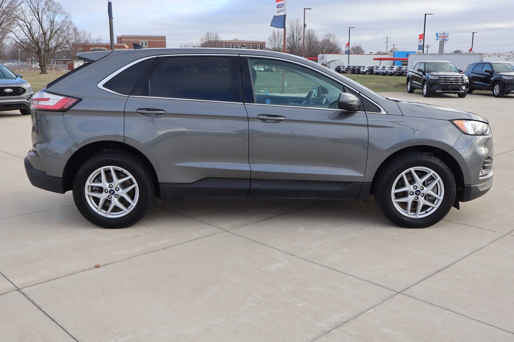Used 2022 Ford Edge SEL SUV