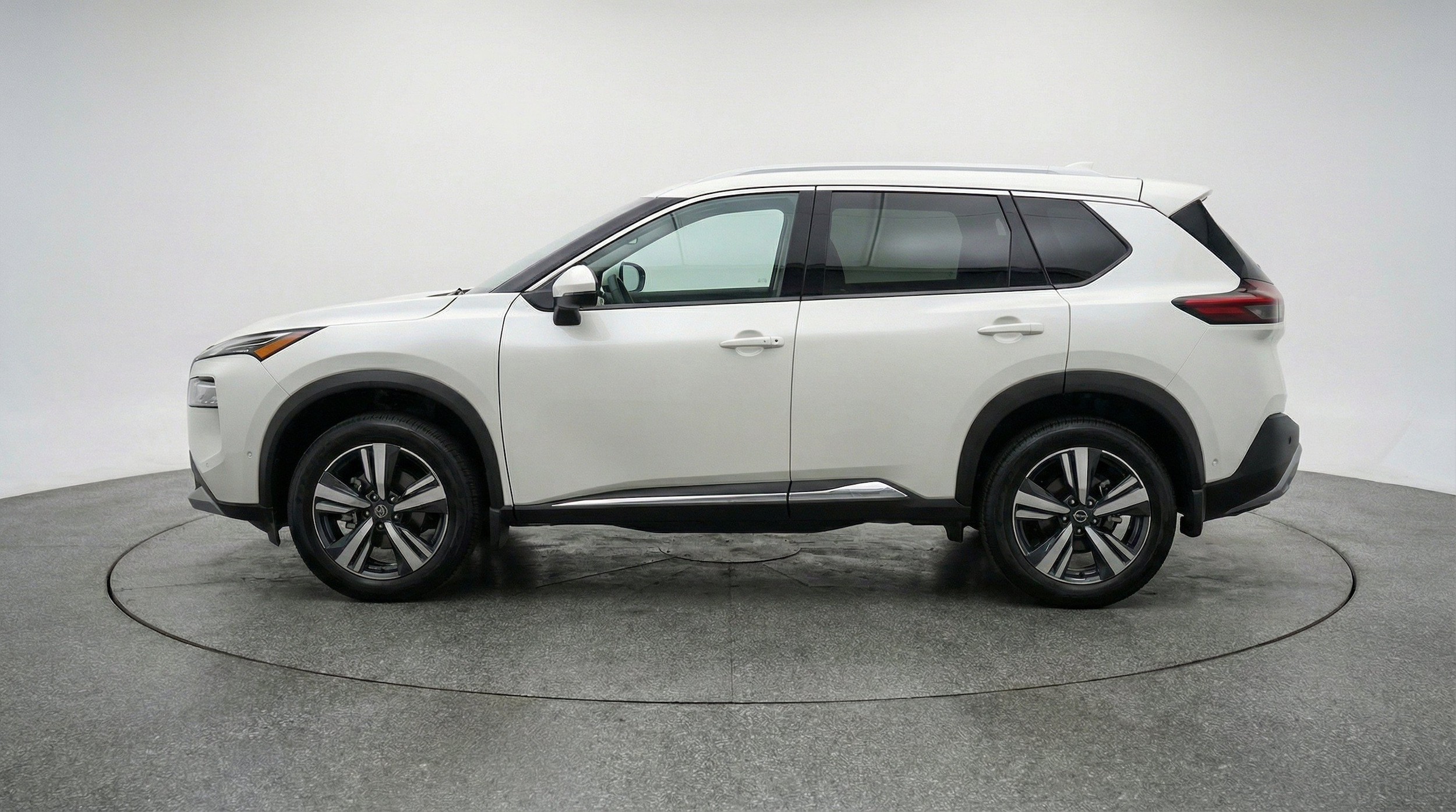 Thumbnail: 2026 Nissan Rogue - 5