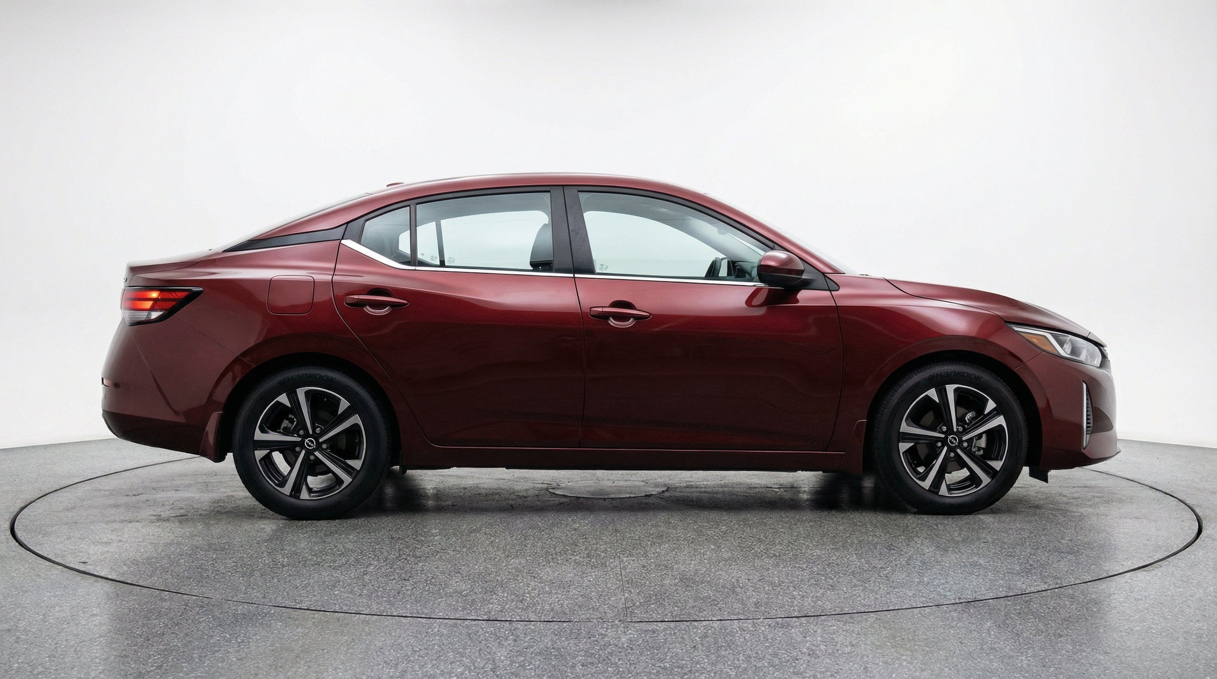 Thumbnail: 2025 Nissan Sentra - 11