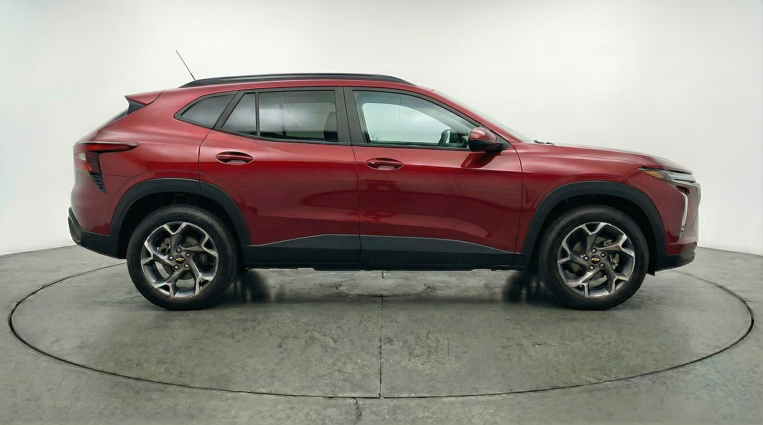 Thumbnail: 2025 Chevrolet Trax - 8
