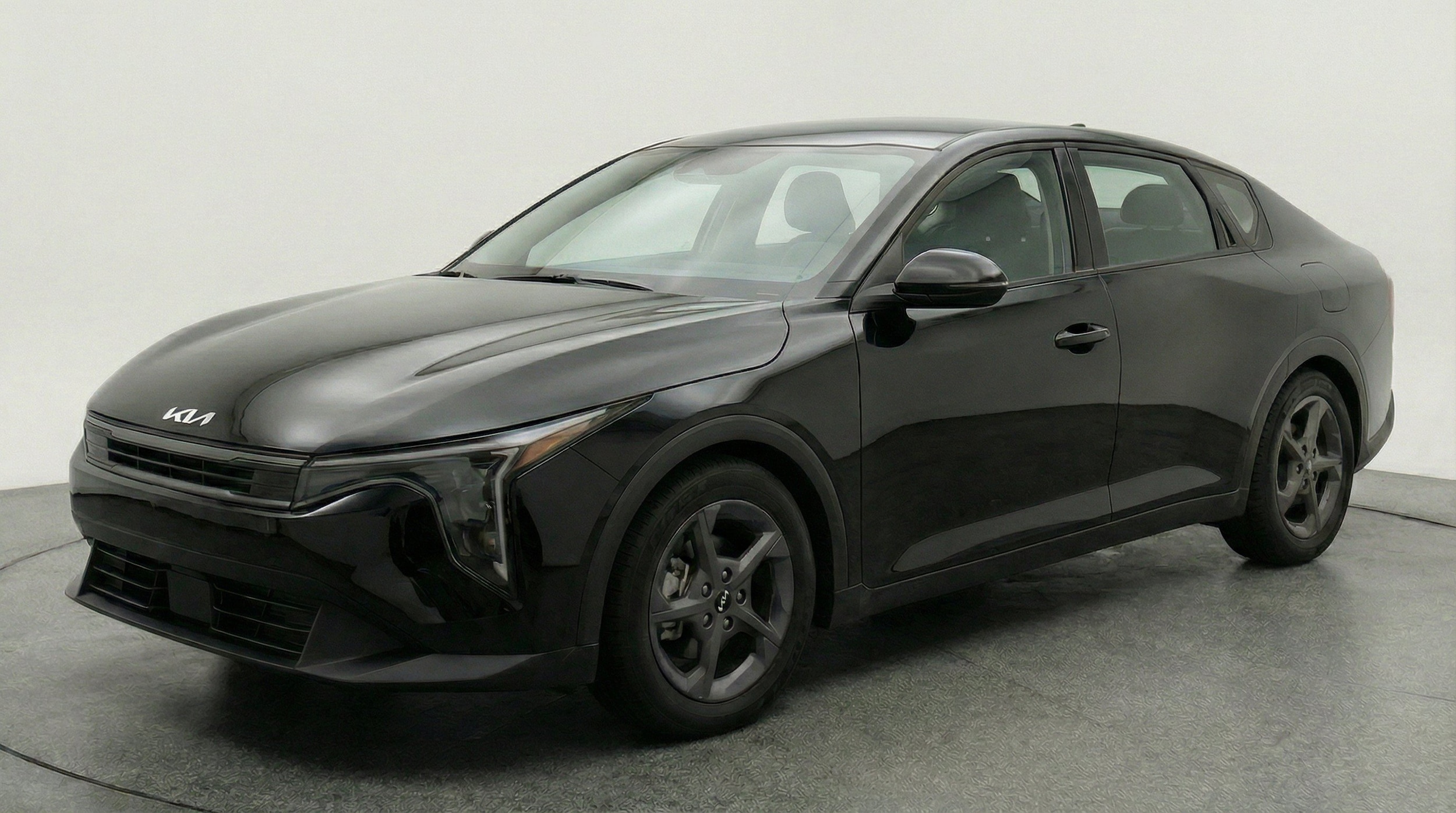 Thumbnail: 2025 Kia K4 - 3