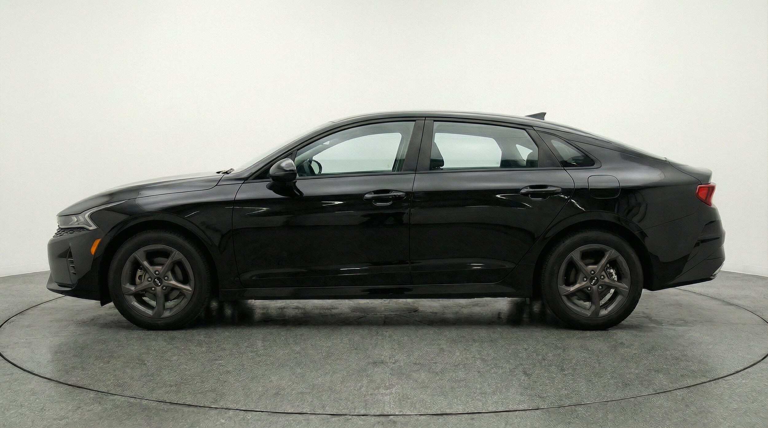 Thumbnail: 2025 Kia K4 - 5