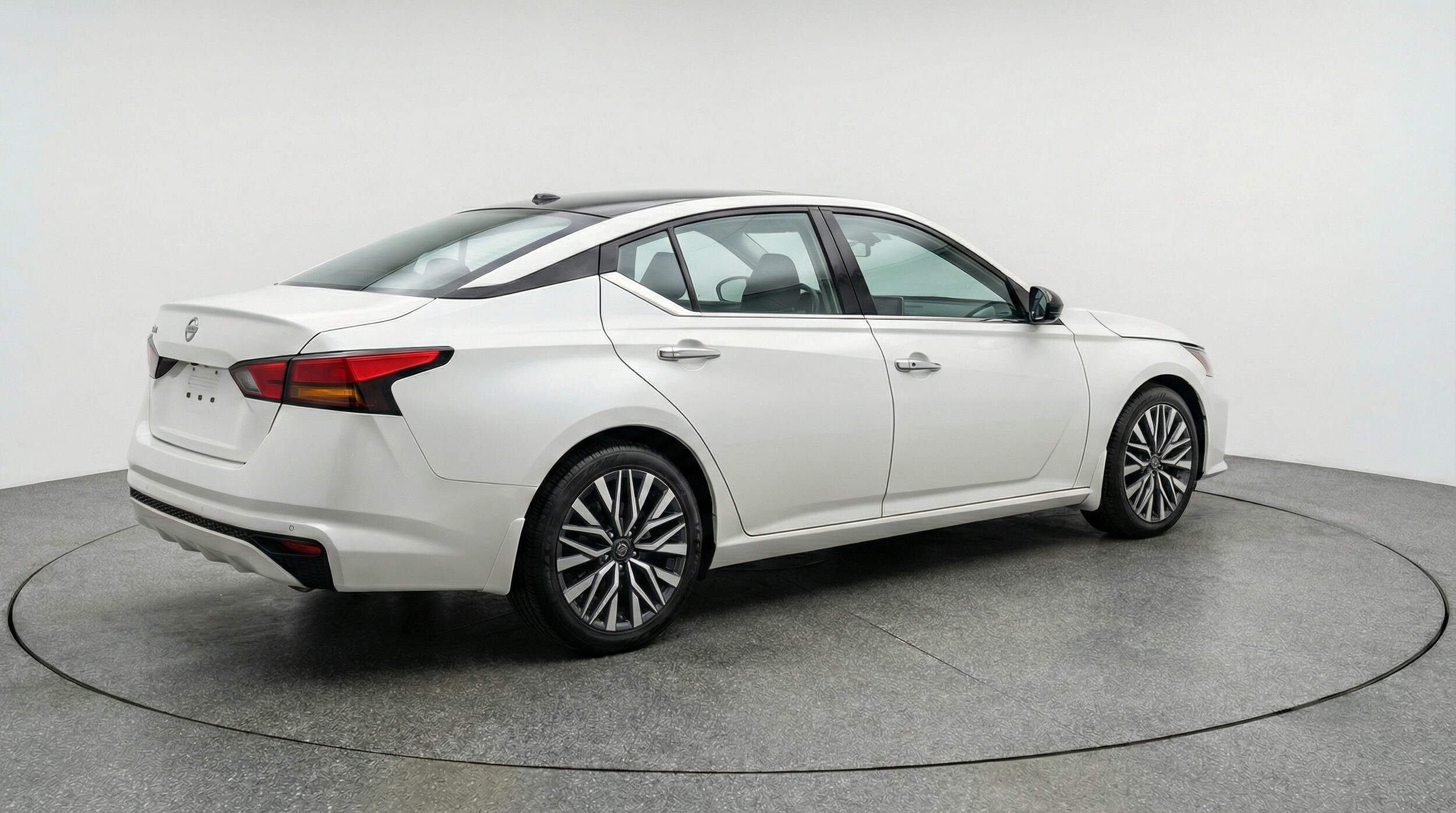 Thumbnail: 2025 Nissan Altima - 7