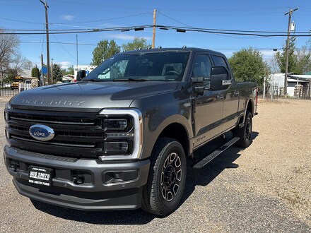 2026 Ford Super Duty F-350 SRW Platinum Truck