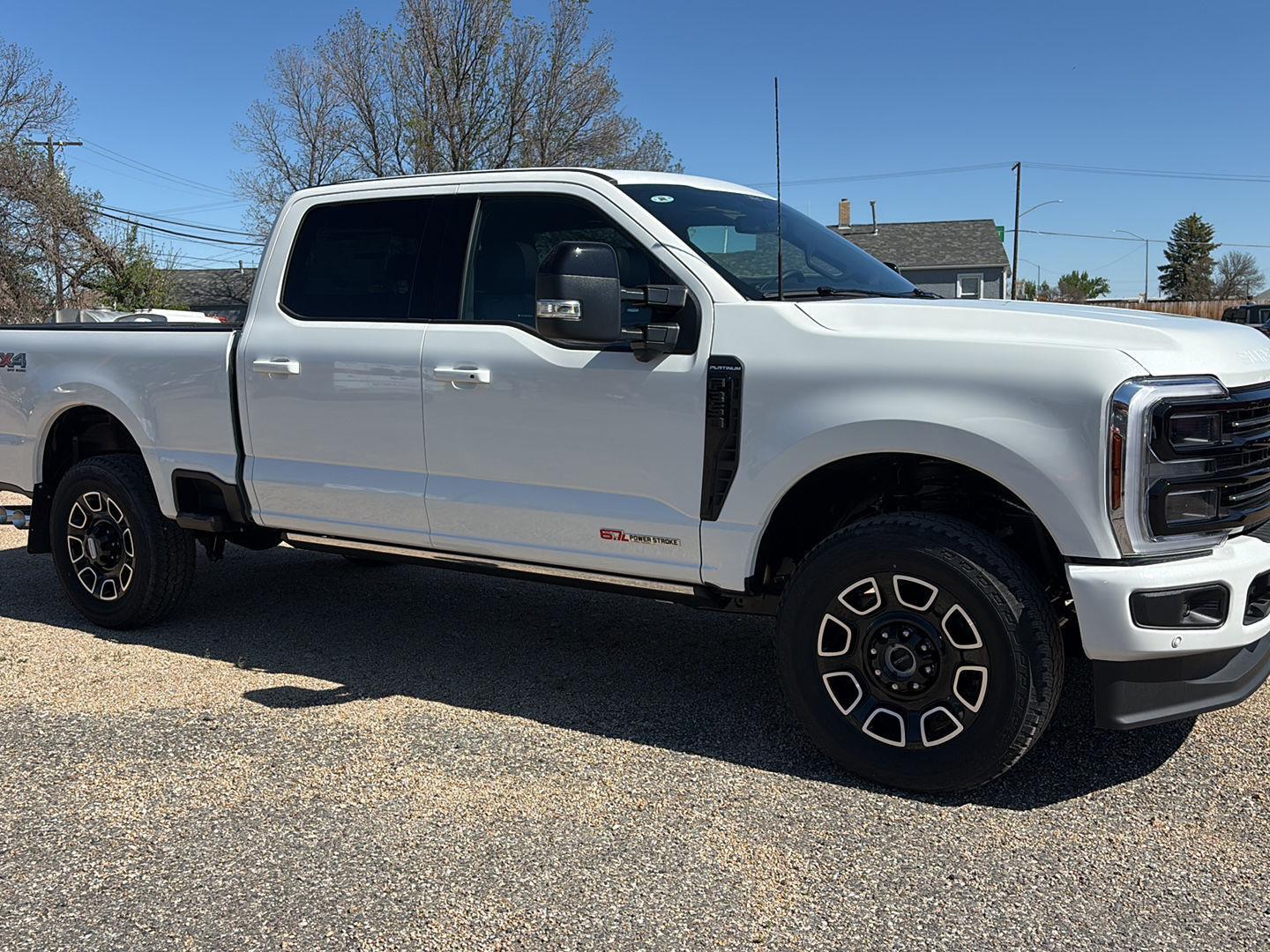2026 Ford F-350 Super Duty Platinum - Photo 33