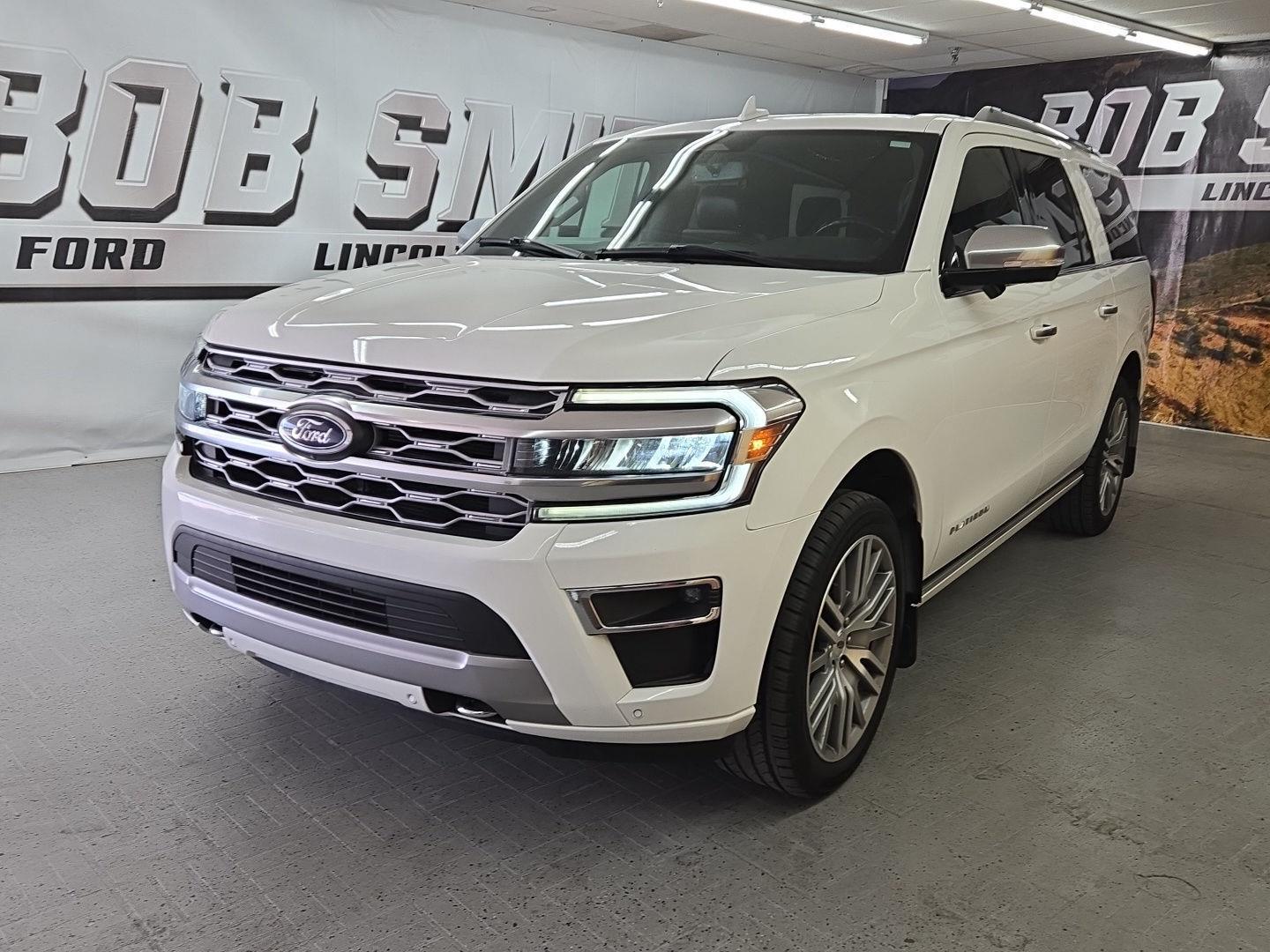 2022 Ford Expedition MAX Platinum photo 4