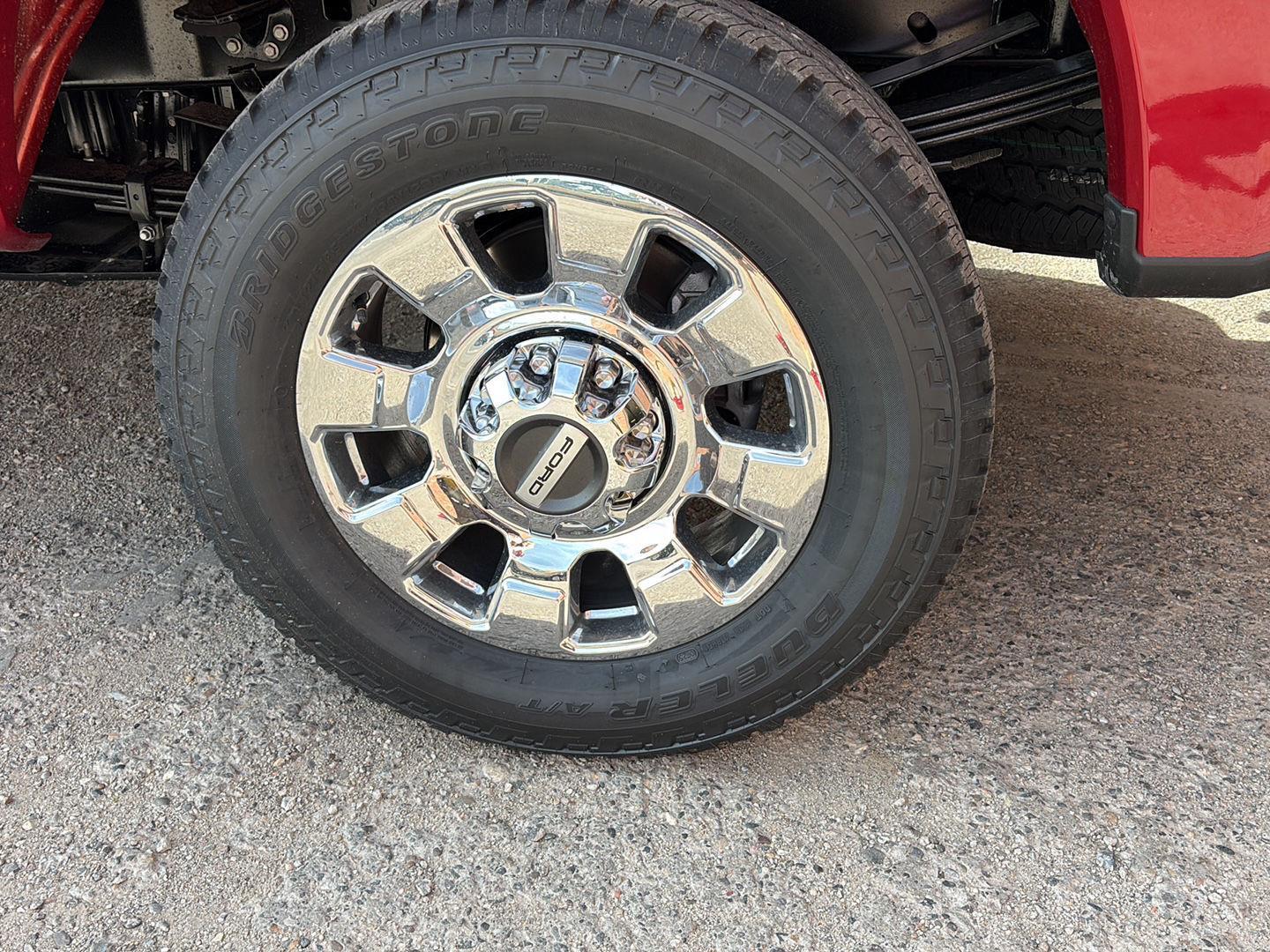 2025 Ford F-350 Lariat photo 4