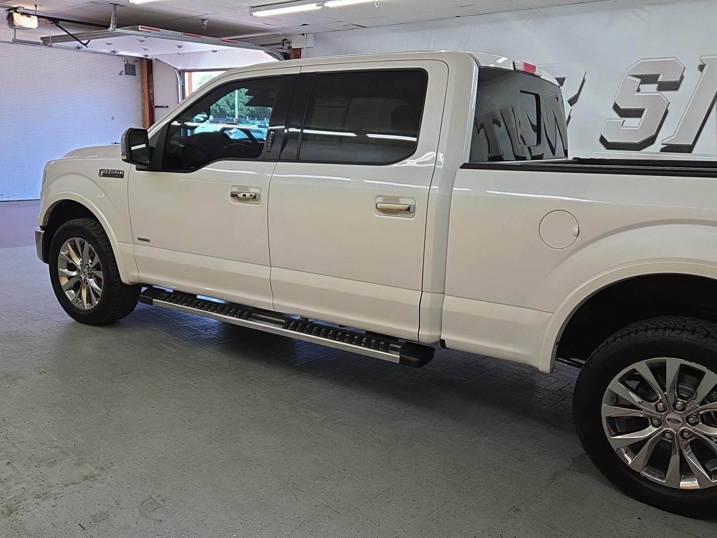 2017 Ford F-150 Lariat photo 4