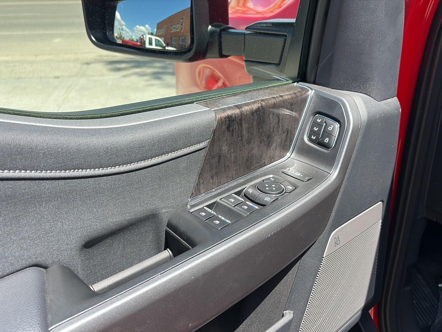 2026 Ford F-350 Super Duty Lariat - Photo 9