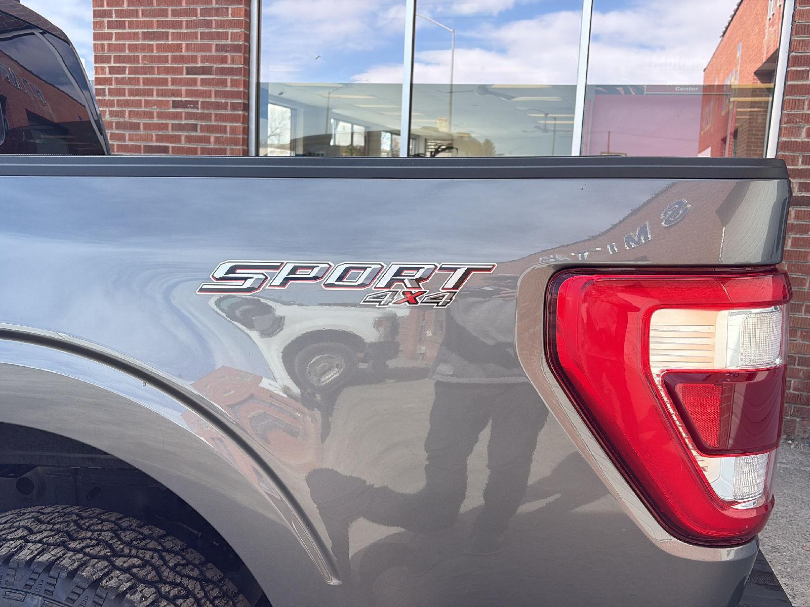 2022 Ford F-150 Lariat photo 3