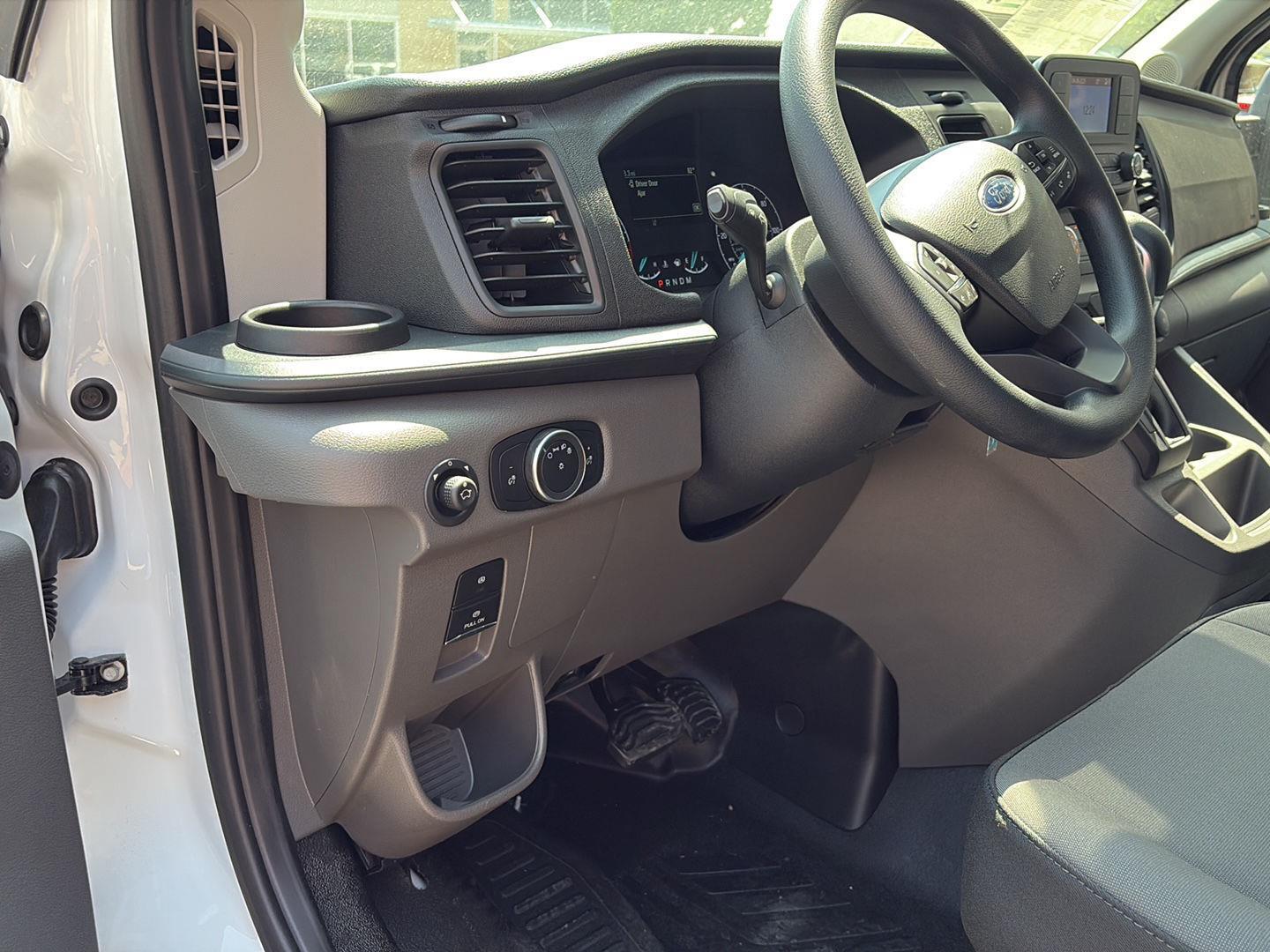 2025 Ford Transit Cargo Van photo 3