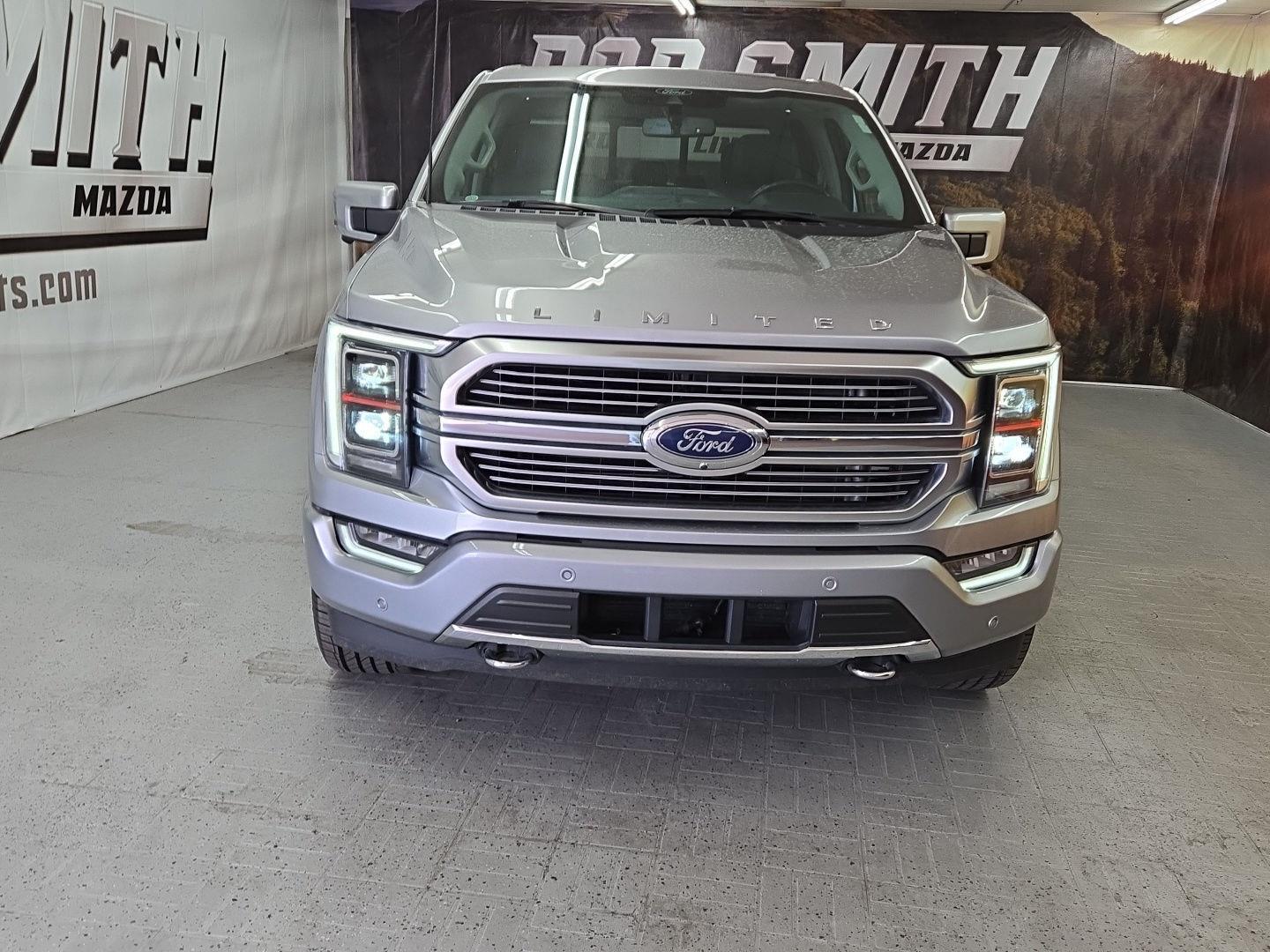 2022 Ford F-150 Limited photo 2