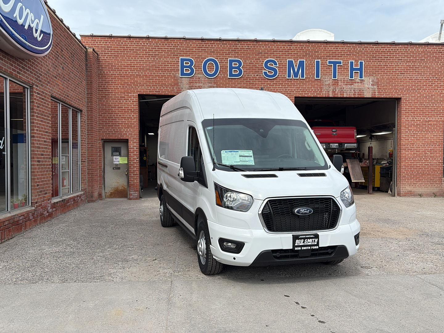 2025 Ford Transit Van Base's photo