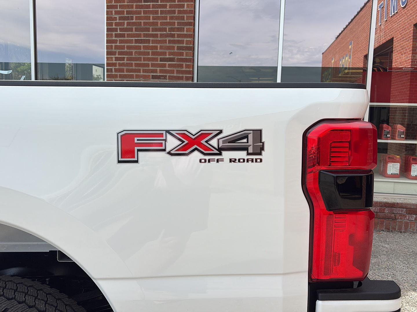 2025 Ford F-350 XL photo 3