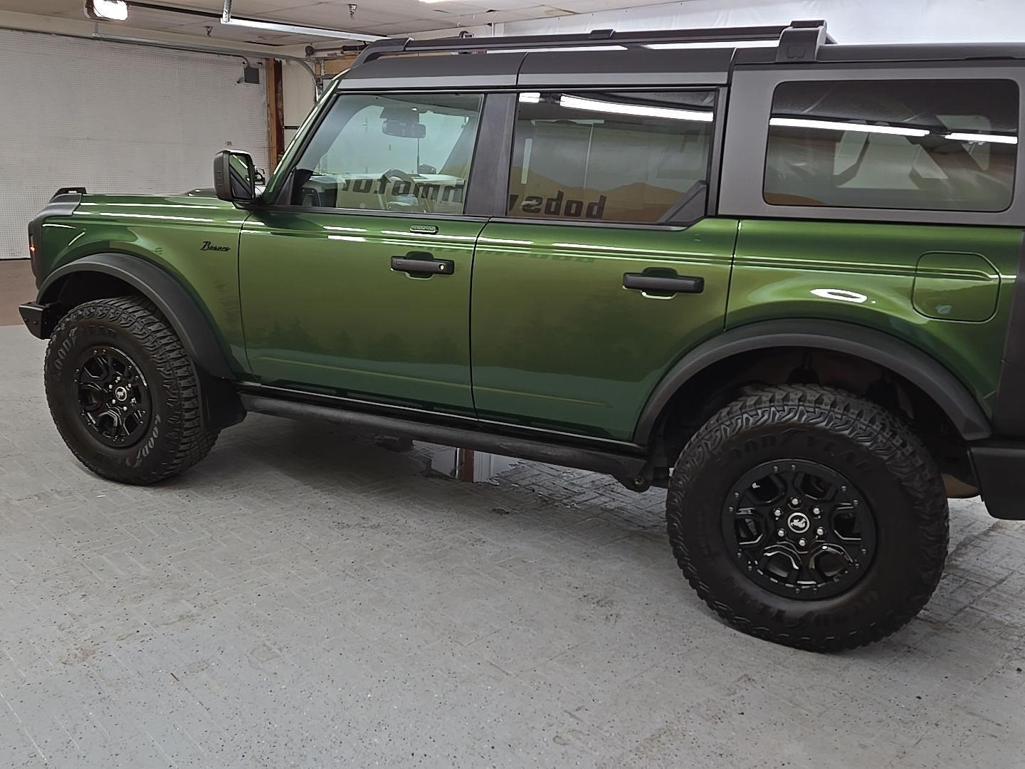 2023 Ford Bronco Wildtrak photo 3