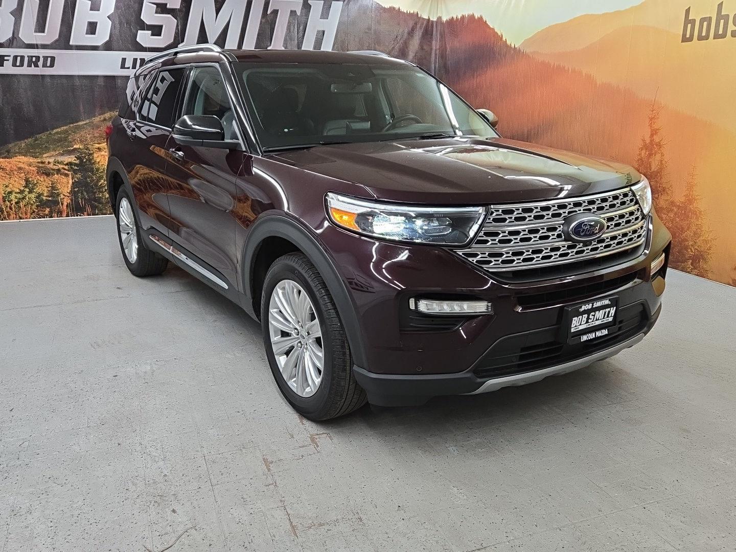 2022 Ford Explorer Limited's photo