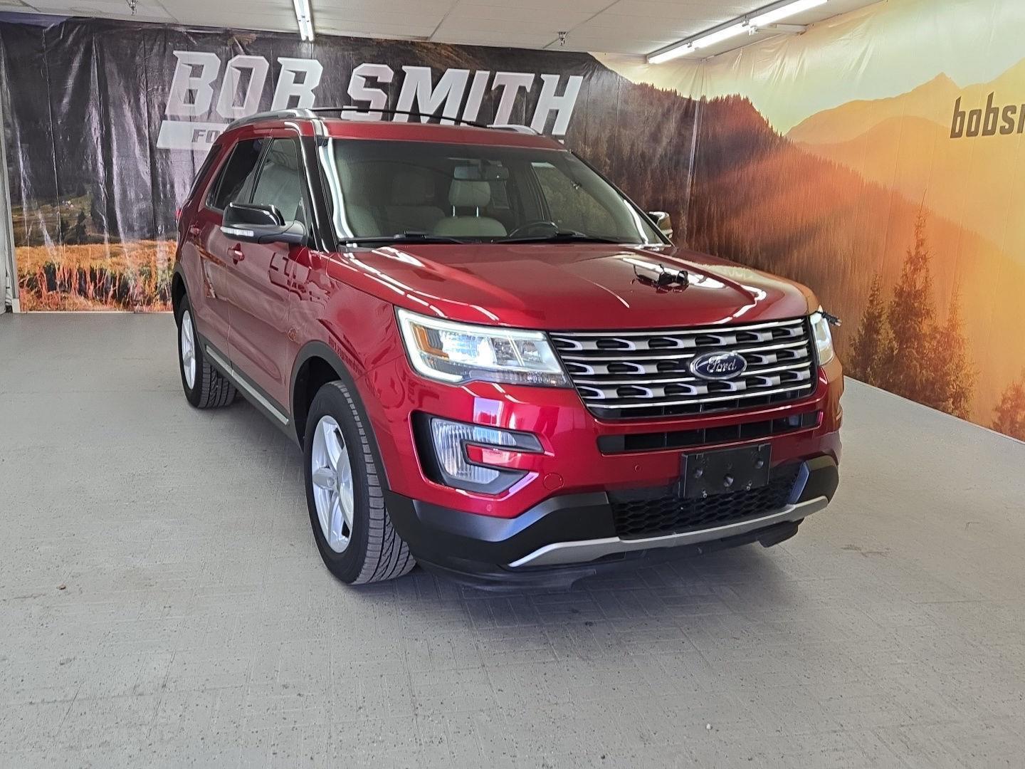 2016 Ford Explorer XLT's photo