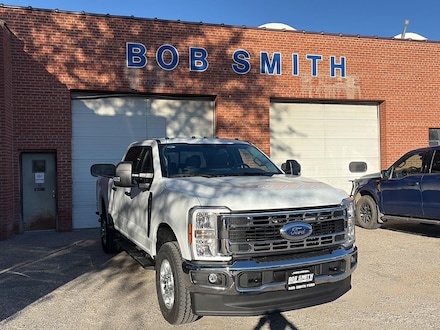 2026 Ford Super Duty F-350 SRW XLT Truck