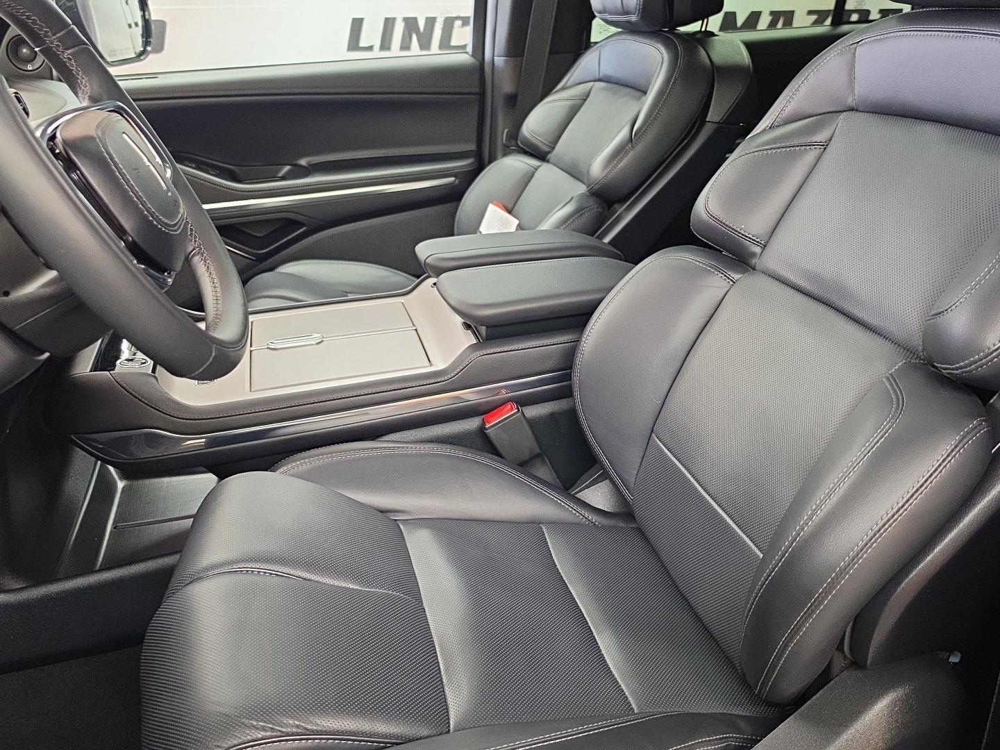 2025 Lincoln Navigator Reserve - Photo 6