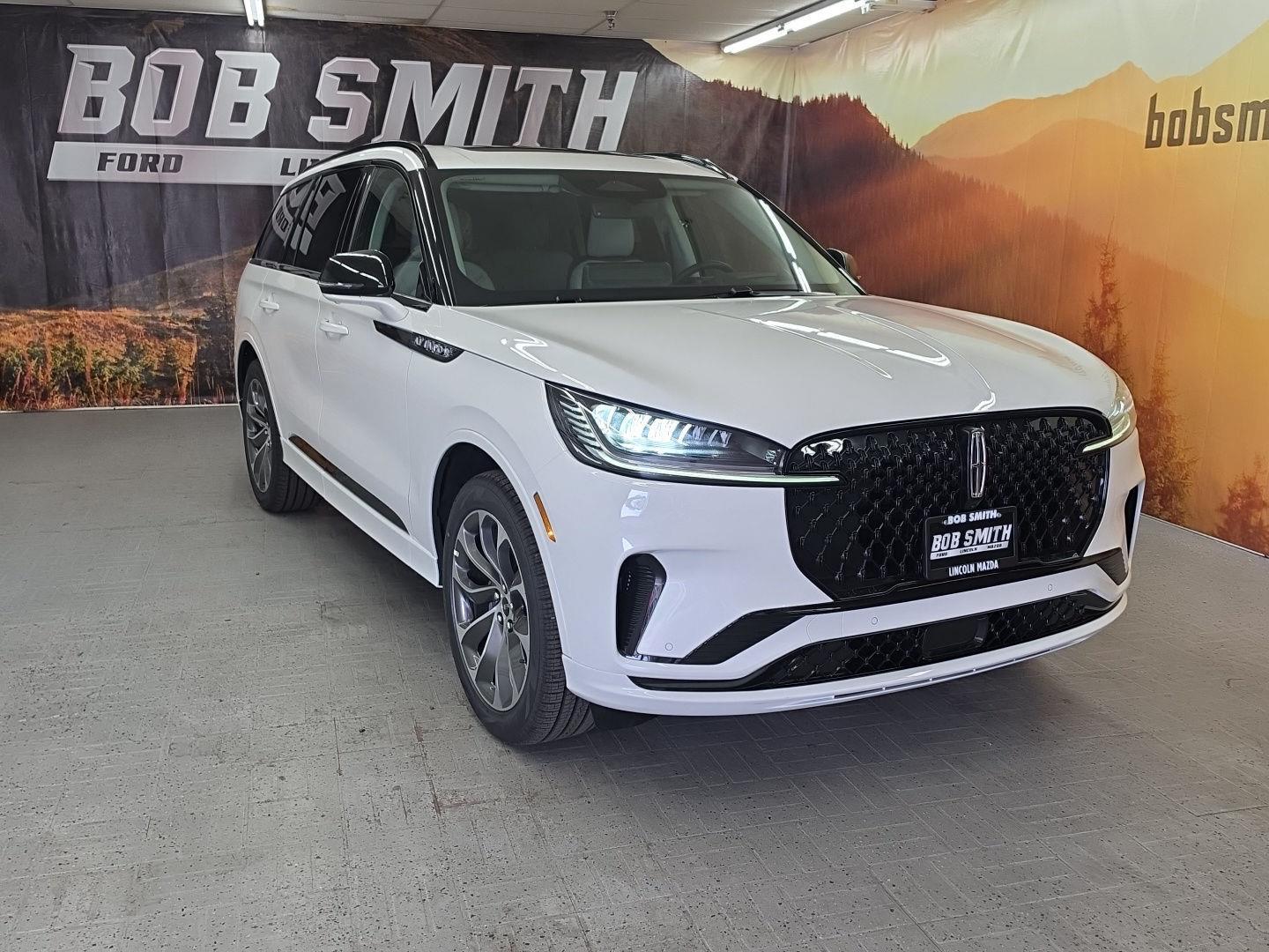 2026 Lincoln Aviator Premiere AWD's photo