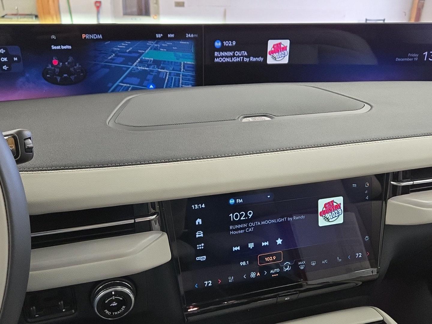 2025 Lincoln Navigator Reserve L - Photo 10
