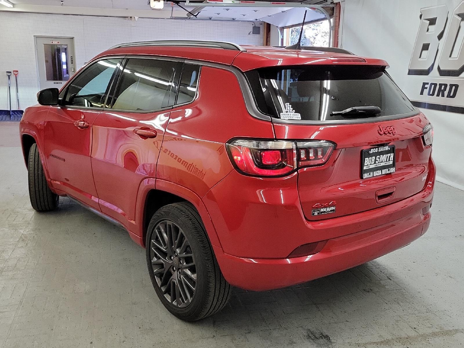 2022 Jeep Compass Red Edition photo 4