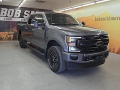 2022 Ford Super Duty F-350 SRW Lariat Truck