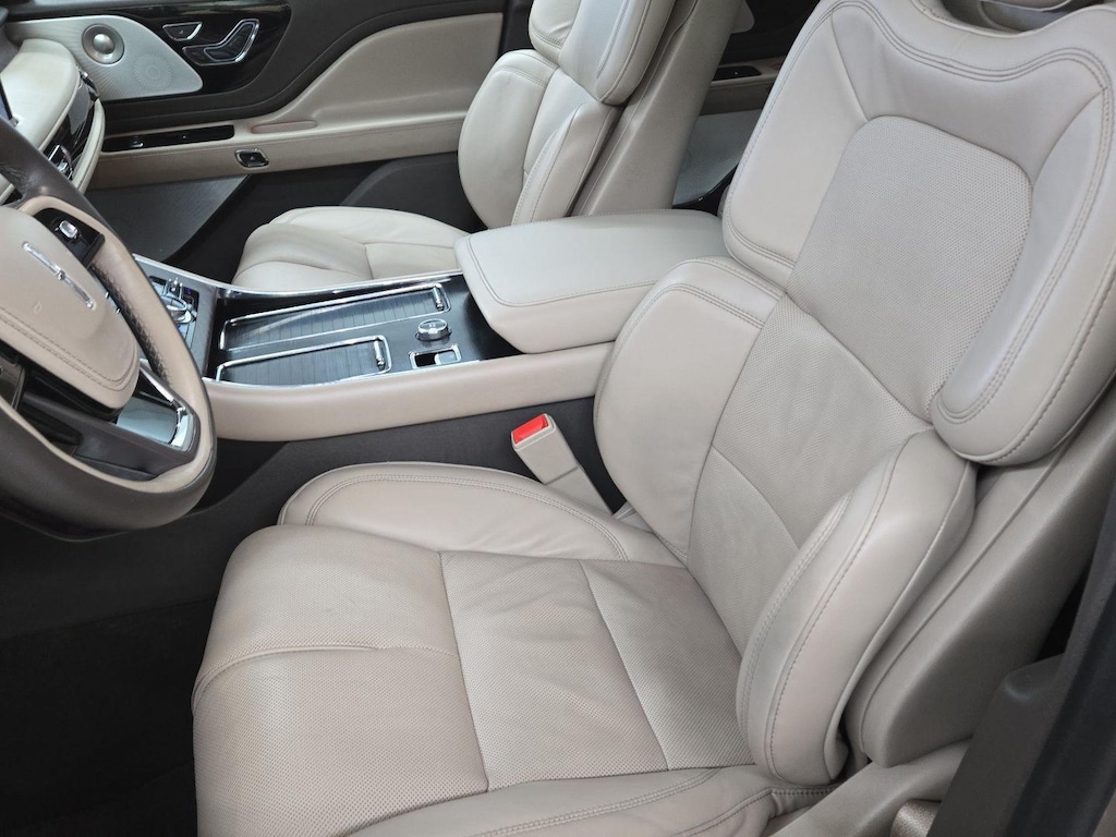 2020 Lincoln Aviator Reserve photo 4