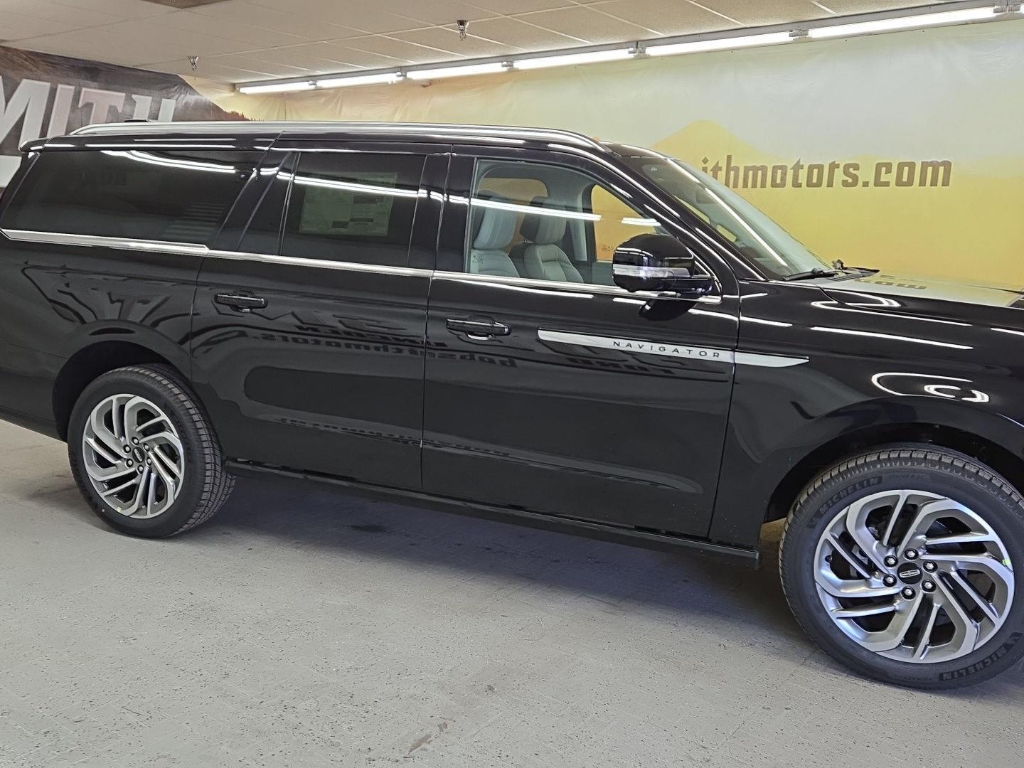 2025 Lincoln Navigator Reserve L - Photo 22