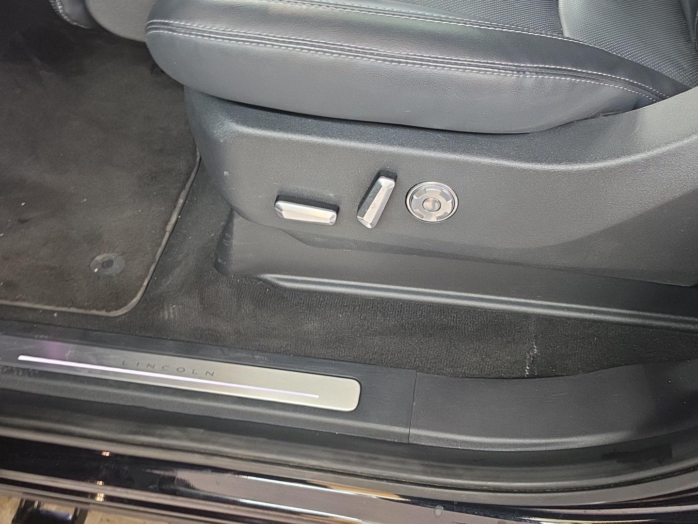2025 Lincoln Navigator Reserve - Photo 14