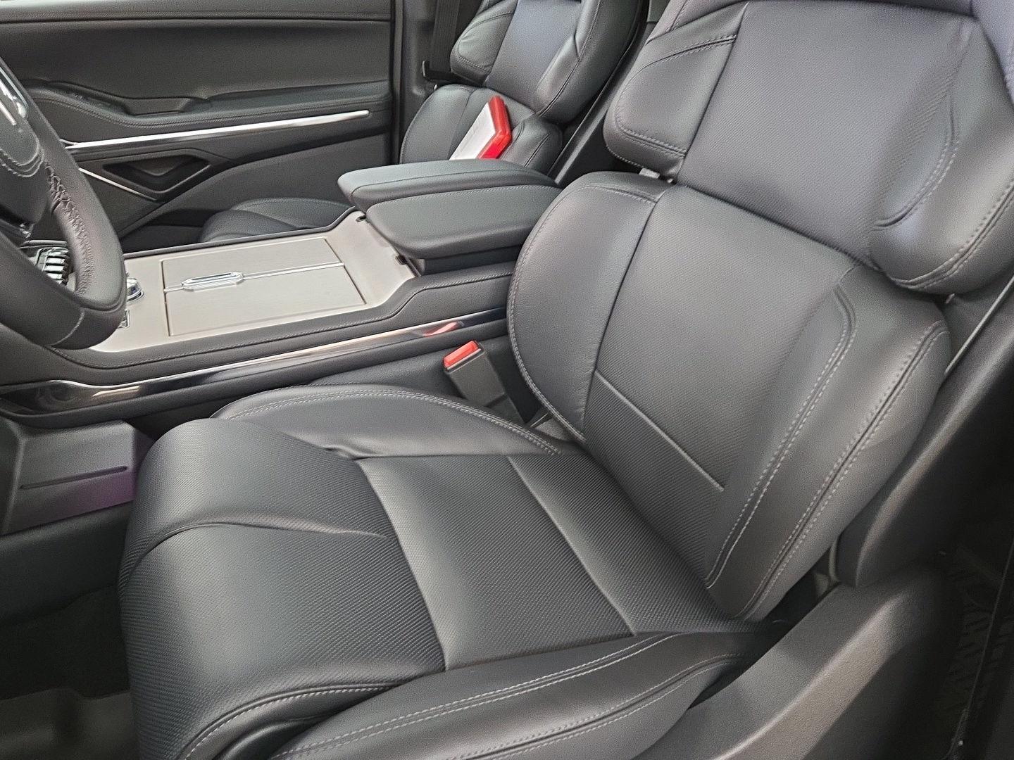 2025 Lincoln Navigator Reserve L - Photo 6